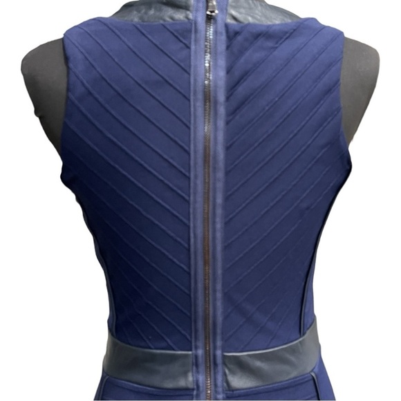 LaPina by David Helwani Navy Bandage Bodycon Mini Dress Faux Leather Trim Y2K - Picture 5 of 10